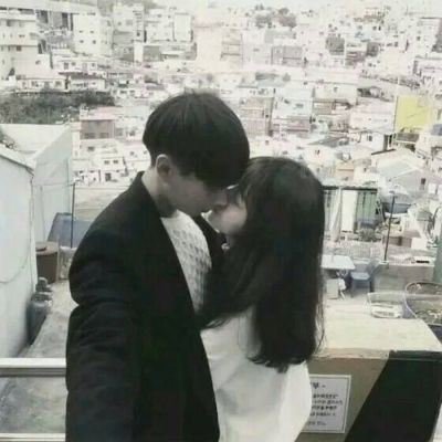 qq头像情侣 情头两人 情侣头像俩人一起的