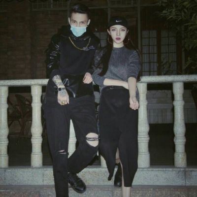 qq头像情侣 情头两人 情侣头像俩人一起的