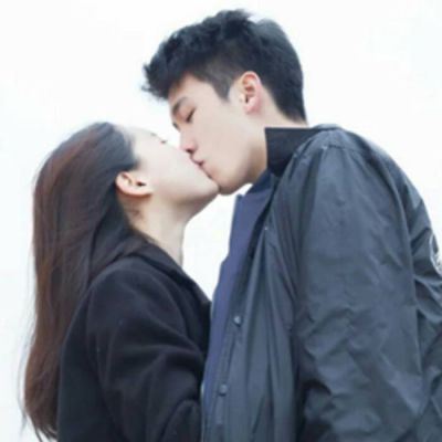 唯美浪漫情侣头像一对 一对QQ情侣头像