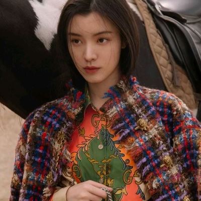 网图头像霸气高冷女 网络头像女生高冷 霸气