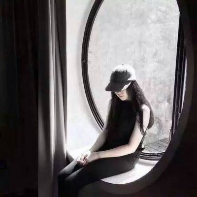 一人一个的情头 超好看情侣头像一人一张