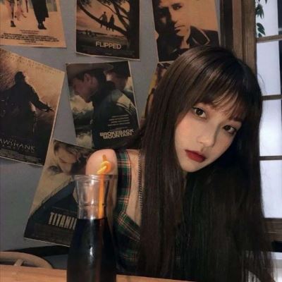 微丧干净女头像动漫 微丧干净女头动漫