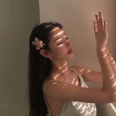 真人网恋头像女 真人网恋头像男