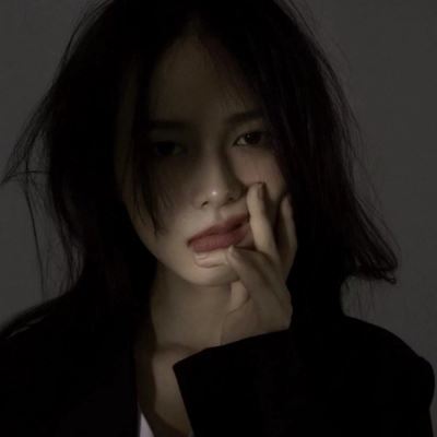 微丧干净女头像动漫 微丧干净女头动漫