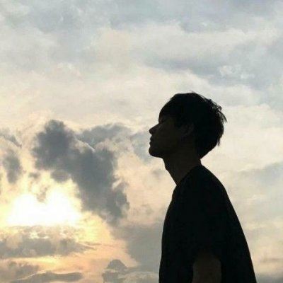 好看的情侣头像 一人一张 唯美情侣头像一人一半