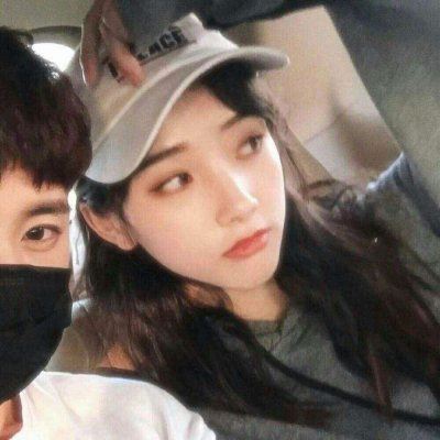 情侣头像00后一对 00后qq情侣头像一人一半儿