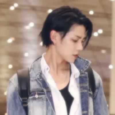 唯美情头高清一人一张 情侣头像唯美一人一张