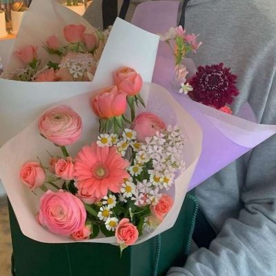 拿花头像女生头像 拿花头像女生性格