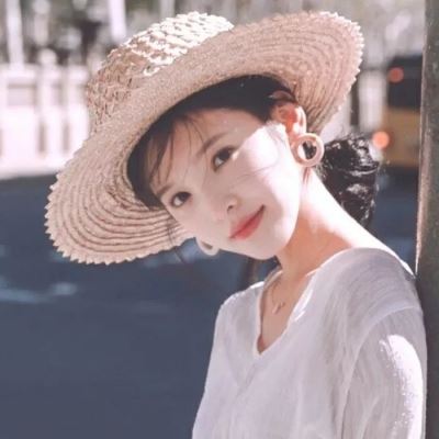 近脸女生头像 女生头像近脸照