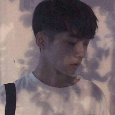 孤单黑夜一个人图片 头像 孤独情侣头像一对
