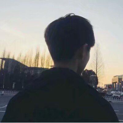 孤单黑夜一个人图片 头像 孤独情侣头像一对