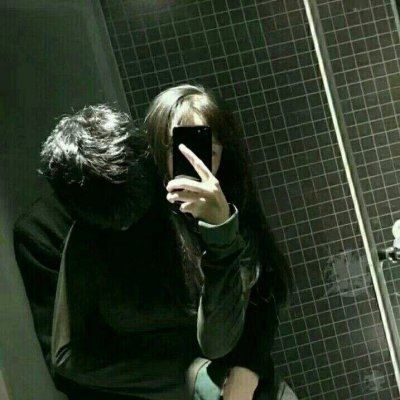 手机挡脸情侣头像大全 用手机挡住脸的头像女霸气