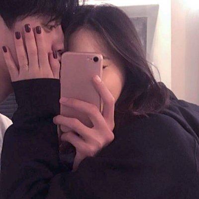 手机挡脸情侣头像大全 用手机挡住脸的头像女霸气