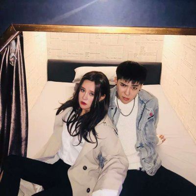潮流情头像情侣双人两张 潮流情侣头像一男一女两张分开
