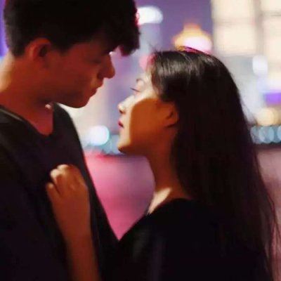 潮流情头像情侣双人两张 潮流情侣头像一男一女两张分开