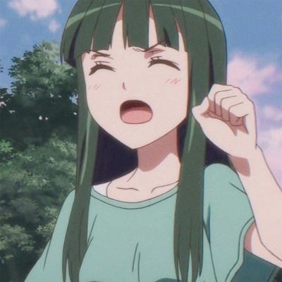 绿色的动漫女生头像 好看的女生动漫头像