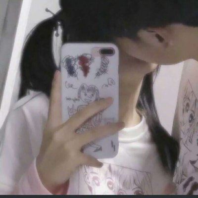 情侣头像 一男一女情头非主流 拿手机的头像女 情侣