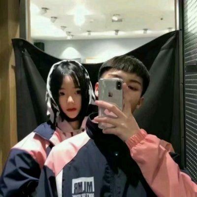 情侣头像 一男一女情头非主流 拿手机的头像女 情侣