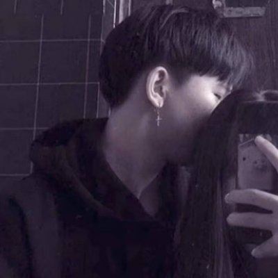 最潮流的情侣头像一男一女一人一张 帅气情头一男一女