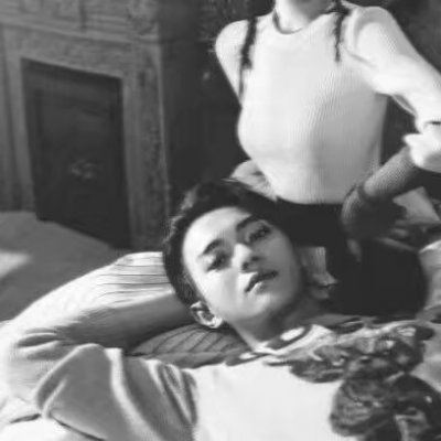 黑白高清情侣头像一男一女 黑白系情侣头像高清