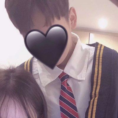情头手机遮脸一男一女 情头白色简单干净一对