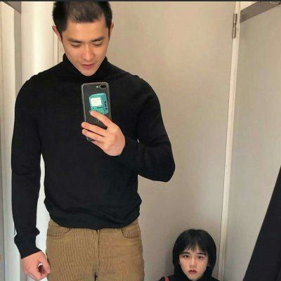 情头手机遮脸一男一女 情头白色简单干净一对