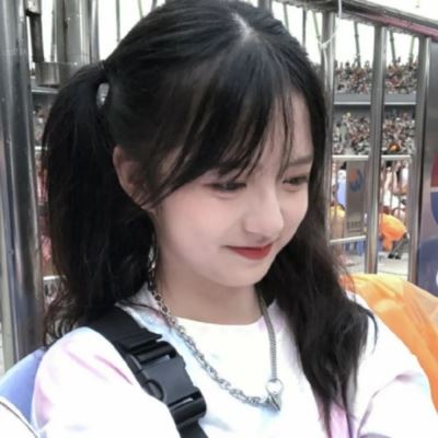 女头高清气质半身图 超有气质女生头像