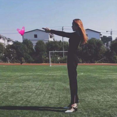 抖音爱心发射情侣头像 抖音现在最火的图片火的情侣头像