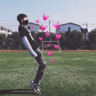 抖音爱心发射情侣头像 抖音现在最火的图片火的情侣头像