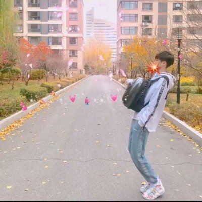 抖音爱心发射情侣头像 抖音现在最火的图片火的情侣头像