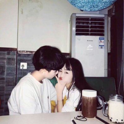 情侣恩爱甜蜜头像双人两张 图片头像 情侣 一对一 幸福