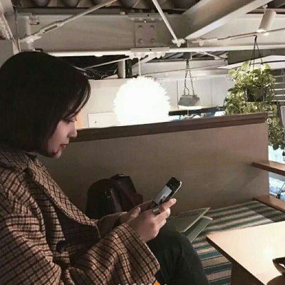 时尚情侣头像一人一张 时尚情头一人一半