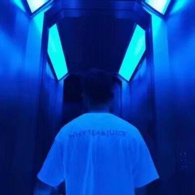 时尚情侣头像一人一张 时尚情头一人一半