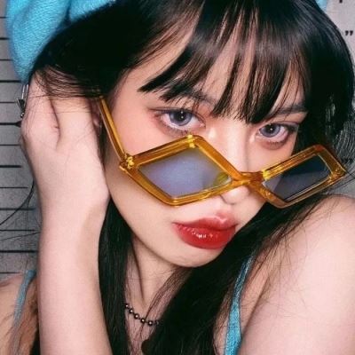 霸气超拽女头 拽拽的女头像