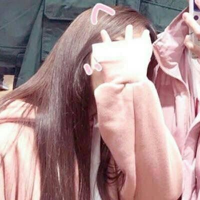 手机遮脸情侣头像一人一张 情头 情侣 双人手机遮脸真人