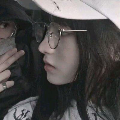 霸气超酷情侣头像一人一张 情侣头像超拽霸气
