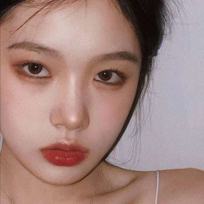 成熟女人头像唯美漂亮 成熟的女生头像