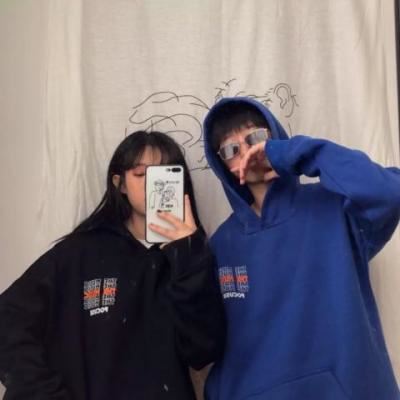 qq炫舞情侣头像一对 牵手奔跑的情侣头像