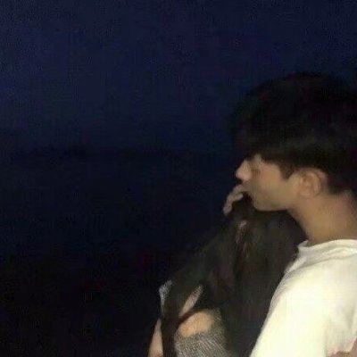 qq炫舞情侣头像一对 牵手奔跑的情侣头像