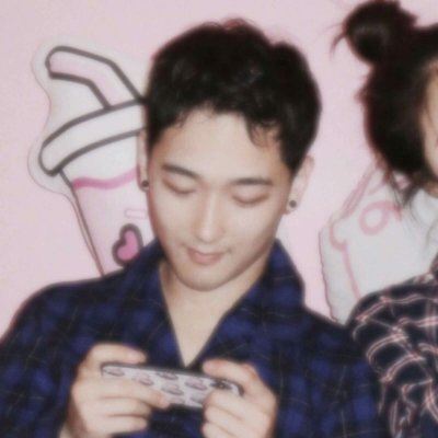 个性的情侣头像一人一半 qq情侣头像情侣专用 一对个性