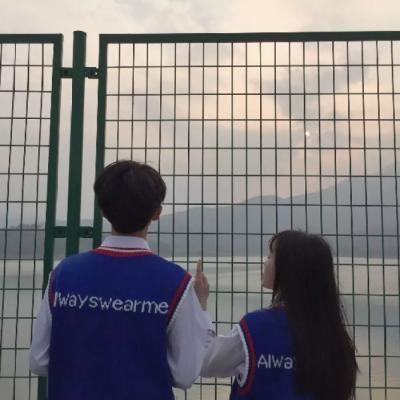 校园情侣头像校服一对 情侣头像学生校服版的一对