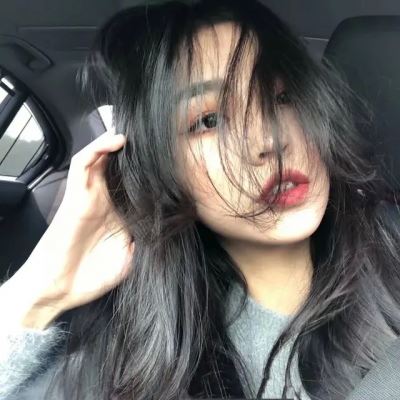 成熟风的头像 甜酷风格女生头像