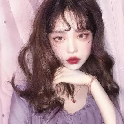 成熟风的头像 甜酷风格女生头像