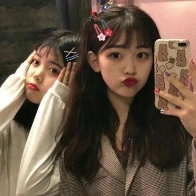 抖音四人闺蜜头像一人一张 抖音最火闺蜜头像双人 一左一右