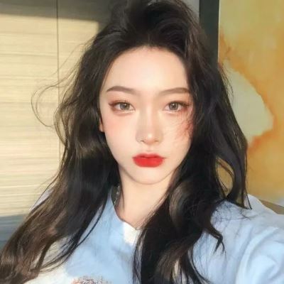 干净气质女头背影 干净气质女头动漫