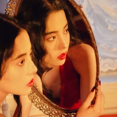 头像女生复古风 很有气质的女生头像复古风