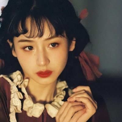 头像女生复古风 很有气质的女生头像复古风