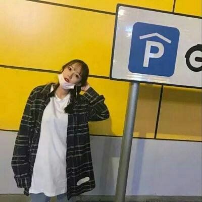忧伤情头一左一右 伤感情侣头像一左一右