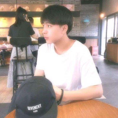 情头像情侣双人一人一张背影 头像情侣背影唯美两张