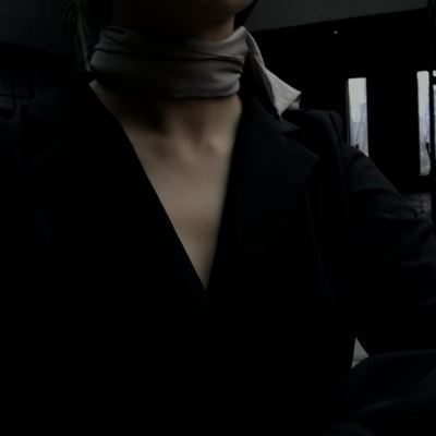 身体部位黑色系女头 优质黑色系部位女头像
